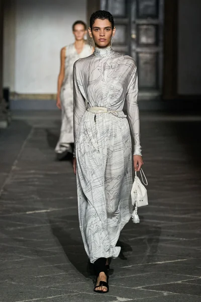 Look 42
